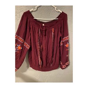 Off the shoulder blouse “xhilaration”